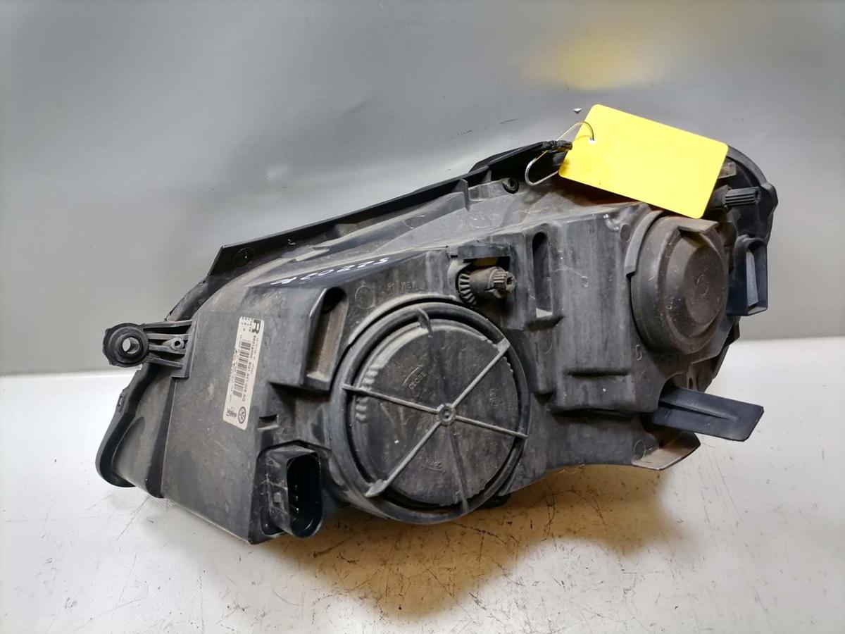 VW Polo 9N3 original Scheinwerfer vorn rechts Halogen Bj.2006